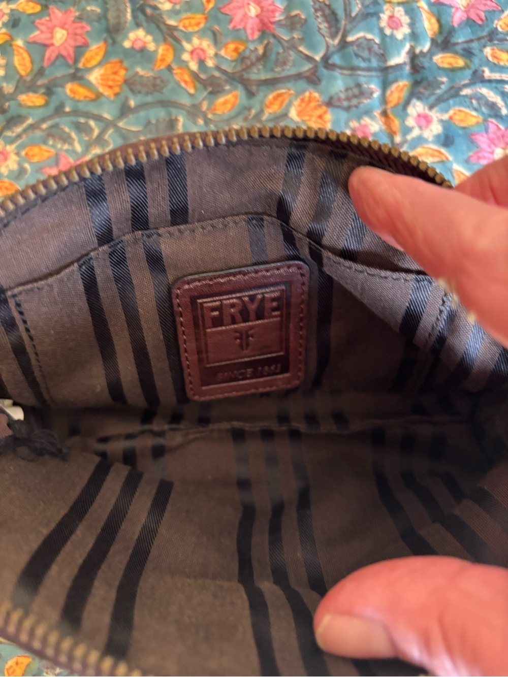 NYT Frye Brown Leather Cosmetic Pouch with Branded Plate - Picture 7 of 7